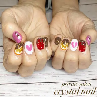 ネイル Crystal Nailのネイルデザイン