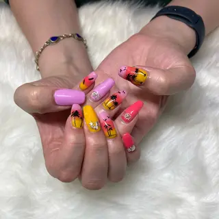 ネイル R nailのネイルデザイン