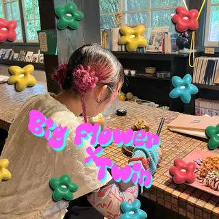 ロング ヘアアレンジ 🌼ピンク/レッド/ アレンジ/Mei🌼のヘアスタイル