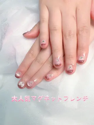 ネイル pink ladyサロン所属・べ にのネイルデザイン