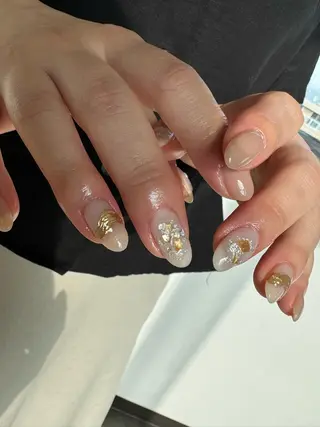 ミディアム m kaori𓃟のネイルデザイン