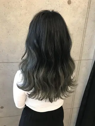 カラー 💎馴染むエクステ ×カラーTOMO💎のヘアスタイル