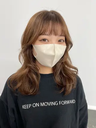 セミロング カラー 松村 友里圭のヘアスタイル