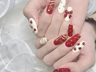 ネイル Shis_🦄shi 韓国風キラキラネイルのネイルデザイン
