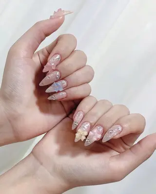 ネイル Lyna 池袋のネイルデザイン