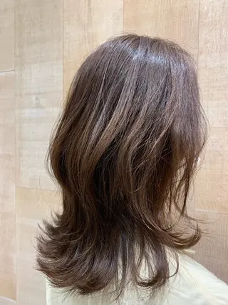 セミロング カラー ヘアアレンジ 遠藤波津子美容室所属・松村 知香のヘアスタイル