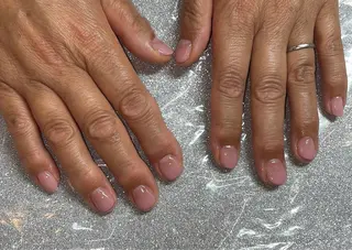 ネイル VIERU 🌈🎀💖のネイルデザイン