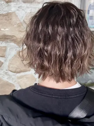 ショート カラー GATE.所属・GATE. staffのヘアスタイル