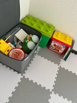 子宮矯正/腸揉み/ シュガーリング脱毛のエステ・リラクイメージ