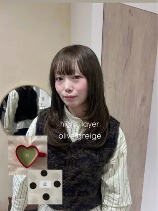 セミロング カラー 顔周り/レイヤー 🤍マリノのヘアスタイル