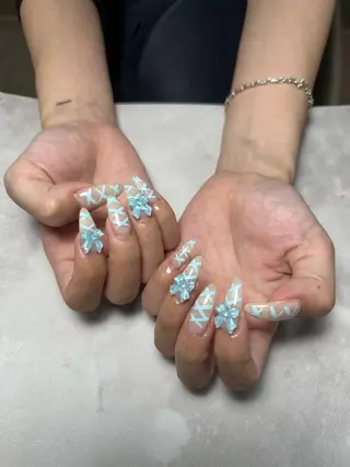 ネイル Giypsē所属・Runa ☽のネイルデザイン