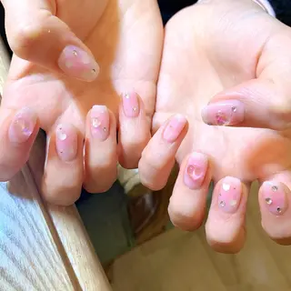 ネイル GO TODAY シェアサロン 表参道Colore店所属・K. Ayanaのネイルデザイン