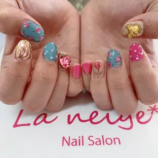 ネイル La neige* yuki 🥯🍑のネイルデザイン