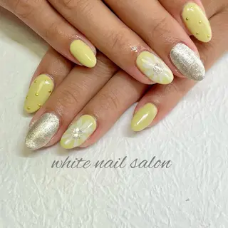 ネイル white nail salonのネイルデザイン