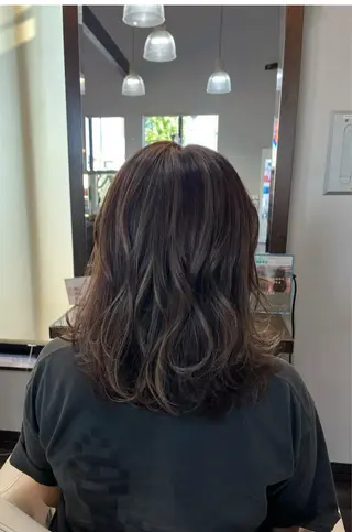 セミロング カラー Archi所属・ホソカワ リオンのヘアスタイル