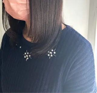 ミディアム ツヤ感ナチュラル 野口晴菜のヘアスタイル