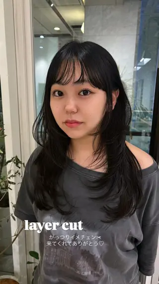 ロング SHEA.aoyama所属・似合わせカット 奥村陽花のヘアスタイル