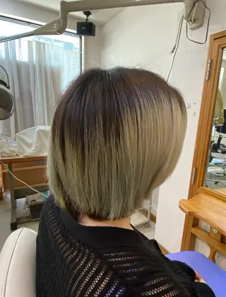 ミディアム カラー CRADLE Takeuchiのヘアスタイル