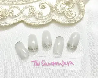 ネイル 横岩 夕依のネイルデザイン