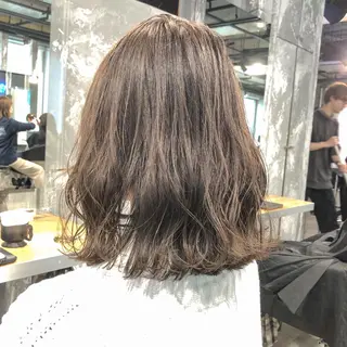 セミロング カラー 🔷似合わせのプロ KUMA🔷のヘアスタイル