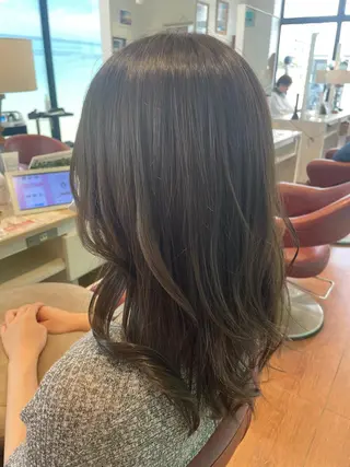 ミディアム soen by HEADLIGHT 橘通所属・AOI soenのヘアスタイル