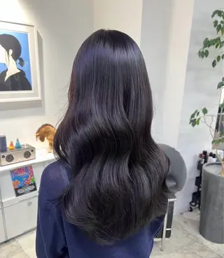 ロング カラー ✨️赤み消しカラー/ ミルクティーベージュのヘアスタイル