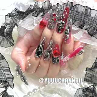 ネイル 痛ネイル🩷渋谷 🧸Yunaのネイルデザイン
