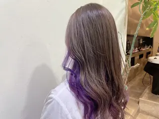 ロング カラー 塩崎 明菜のヘアスタイル