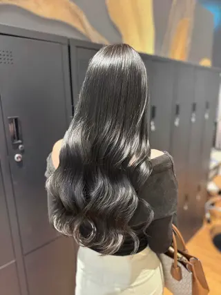 ロング 𝐋𝐞𝐞天王寺 𝐁𝐢𝐚𝐧のヘアスタイル