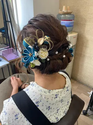 セミロング ELEN 新百合ヶ丘のヘアスタイル