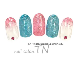 ネイル 矢川 まどかのネイルデザイン