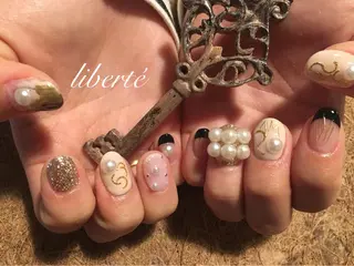 ネイル liberté (リベルテ)のネイルデザイン