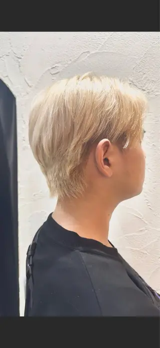 カラー メンズ ハイトーン特化 齋藤充呂/高崎のヘアスタイル