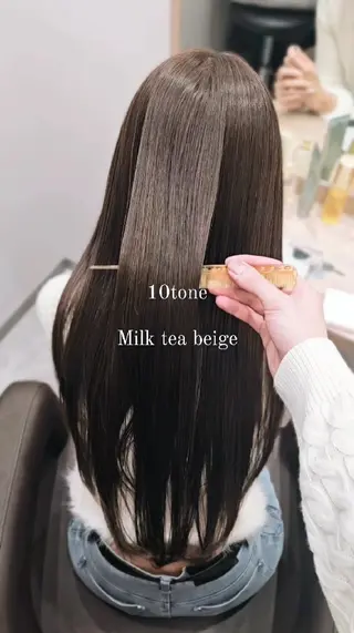 セミロング カラー サロウィン　神戸三宮店所属・三宮No.1ブリーチ 無しカラー/杉山太貴のヘアスタイル