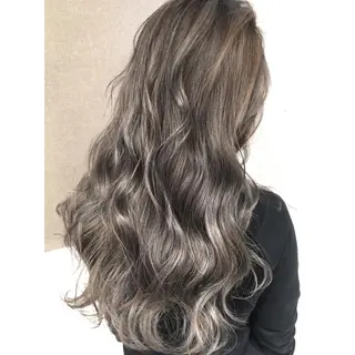 ロング カラー 井上 一平のヘアスタイル