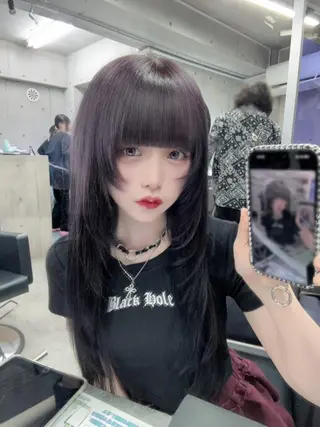 ロング カラー ホワイト&レイヤーカ ットエクステ長畠俊輔のヘアスタイル