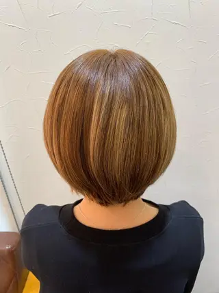 ショート カラー 工藤 彩花のヘアスタイル