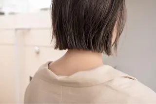 ショート カラー ショート/レイヤー なら石井知希のヘアスタイル