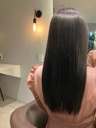 ロング OCHIAI KEISUKEのヘアスタイル