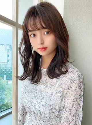 セミロング カラー ヘアアレンジ 🩵顔まわり似合わせ 久保田せな🩵のヘアスタイル