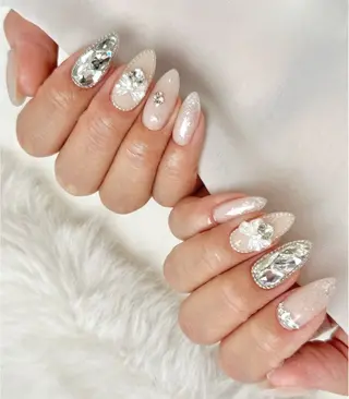 ネイル Tira Nailのネイルデザイン