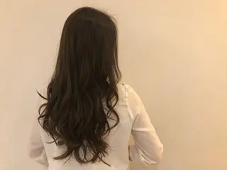 ロング しもかわ かほのヘアスタイル