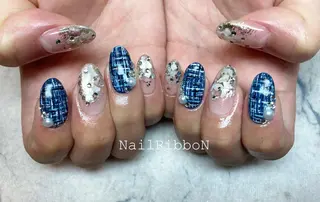 ネイル ネイルリボン 受付スタッフのネイルデザイン