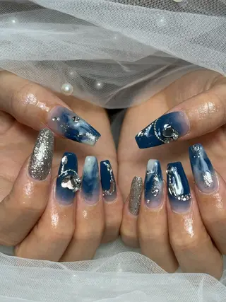 ネイル ✴︎ Delightのネイルデザイン