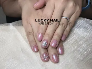 ネイル 宇 田川のネイルデザイン