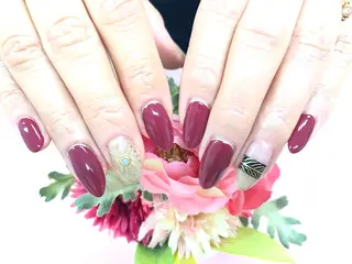 ネイル ユリシスネイル 担当近藤のネイルデザイン