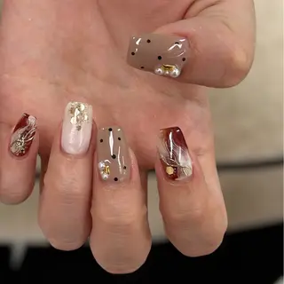 ネイル アトリエ　ミモザ所属・いまむら あかりのネイルデザイン