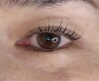 マツエク・マツパ トータルビューティサロン cure所属・鈴木 里奈のマツエク・マツパデザイン