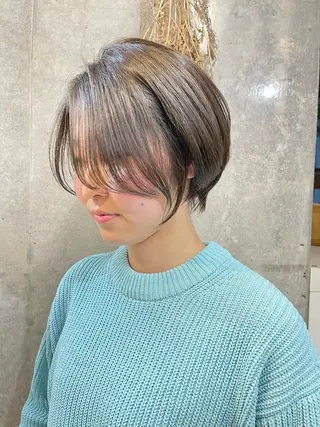 ショート カラー cachecache所属・及川 光のヘアスタイル