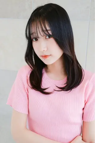 ミディアム ハイライト 石橋 瑞穂のヘアスタイル